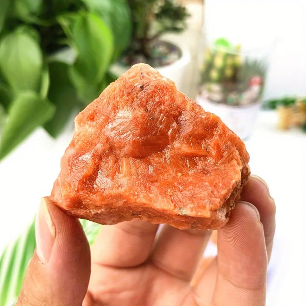 Natural Sunstone Raw Crystal Stone for Home Decoration and Aromatherapy